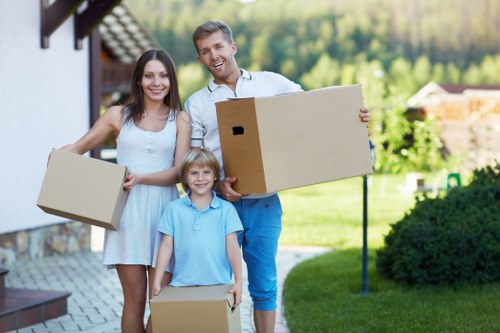 Flexible man and van service for homes and businesses in Colliers Wood
